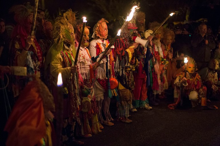 Hartzaro festibala asteburuan hasi dute Uztaritzen