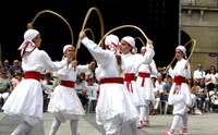 Baiona, Gasteiz, Donostia eta Bilbo dantzan Baiona, Gasteiz, Donostia eta Bilbo dantzan