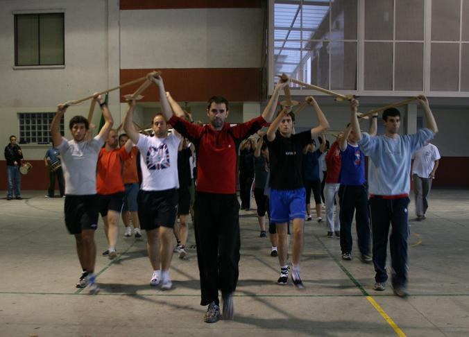 Igandean estreinatuko dute Iruñeko Ezpata-dantza