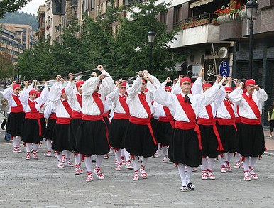 Igartza, Euskal Herriko ezpata-dantzarien bilgunea