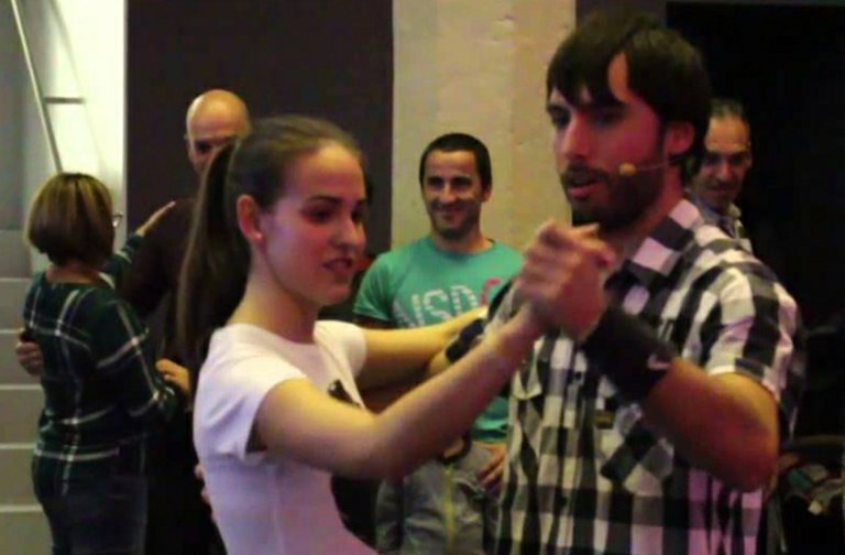 Ilunabarrean dantzan 2017 urtarriletik apirilera Gasteizen