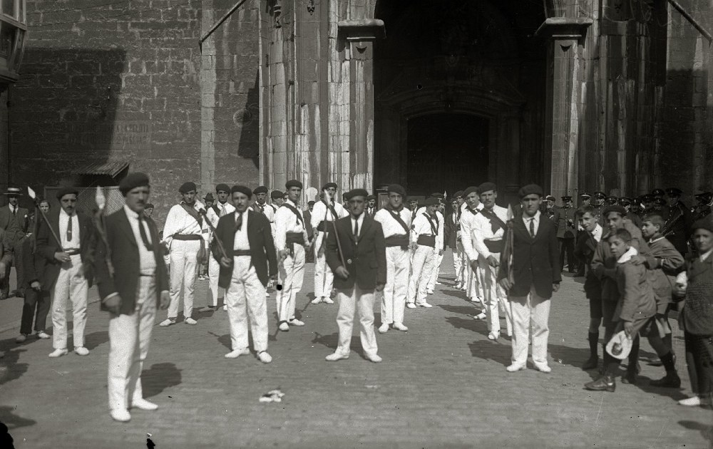 1922_Tolosa-bordon-dantza-pascual-marin-1023198_o.jpg 1922_Tolosa-bordon-dantza-pascual-marin-1023198_o.jpg