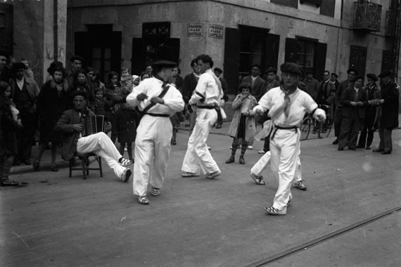 1933-02-26_Calle-rondilla-Jesus-Elosegui-1021719_o.jpg 1933-02-26_Calle-rondilla-Jesus-Elosegui-1021719_o.jpg
