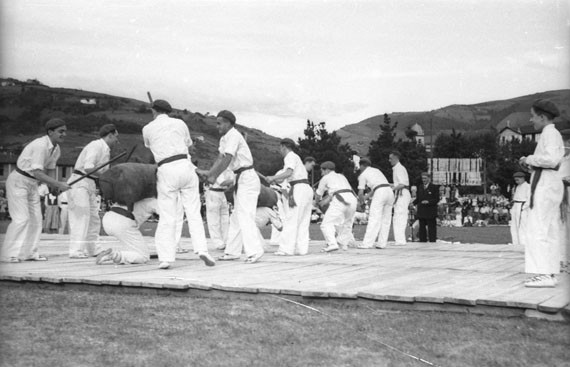 1942-08-29_Tolosa-Pujana-1015557_o.jpg 1942-08-29_Tolosa-Pujana-1015557_o.jpg