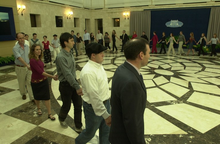 Ibarretxe soka-dantzan