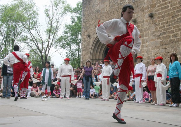 2008-07-02_Zumarraga-soka-dantza_1.jpg 2008-07-02_Zumarraga-soka-dantza_1.jpg