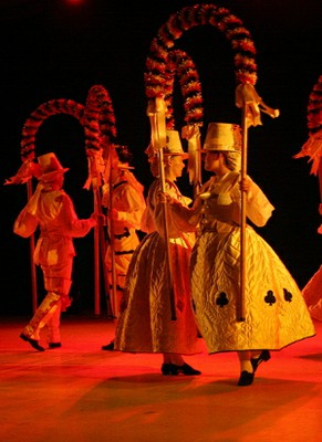 Maritzuli aurrez aurre jantzi