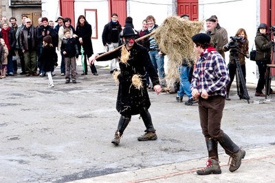 Maskaradak Larraine 2010 3850 700p