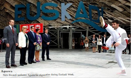 Oinkari Shanghain 2010 - 03 Oinkari Shanghain 2010 - 03