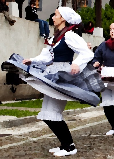 2010-12-08_jantzi-zibilekin-dantzan-izas_IZ-6191.jpg