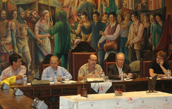 Errenteria dantza soltea mahai-ingurua Errenteria dantza soltea mahai-ingurua