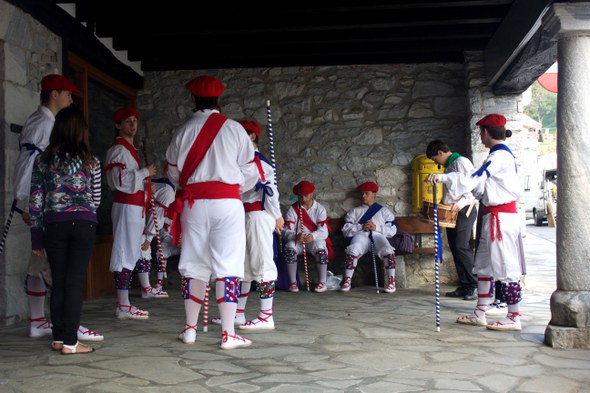 2014-09-29_Igantzi-San-Migel-ezpata-dantza_EV-4836