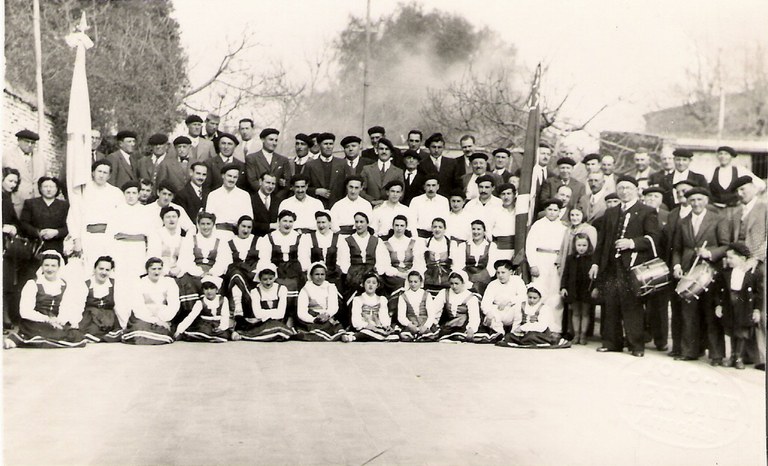 7- Celestino y Cusa Etxaniz + Itxarkundia en San Ignacio.jpg 7- Celestino y Cusa Etxaniz + Itxarkundia en San Ignacio.jpg