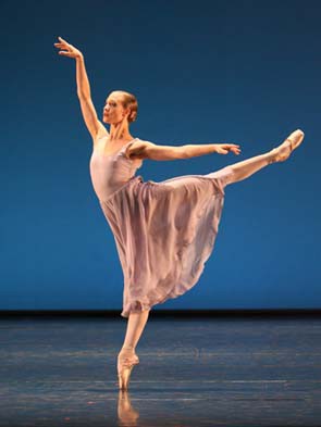 Alicia Amatriain arabesque