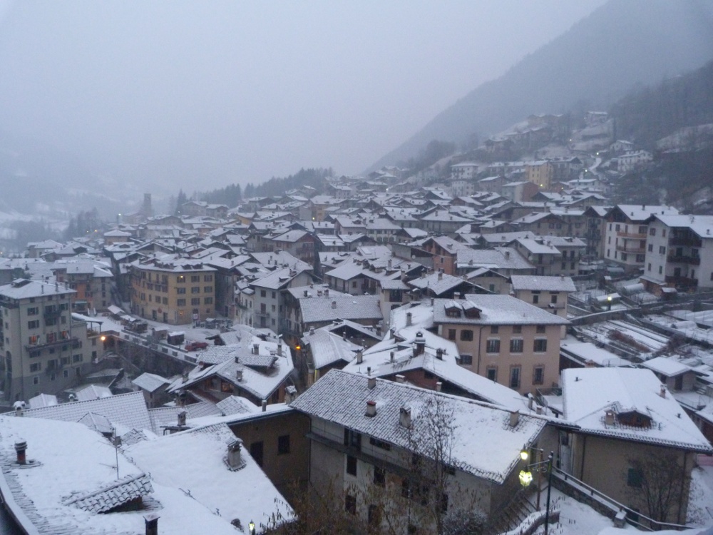 Bagolino elurpean. Bagolino 2013 01. Arg. Fabienne Lastere-Itzaina Bagolino elurpean. Bagolino 2013 01. Arg. Fabienne Lastere-Itzaina