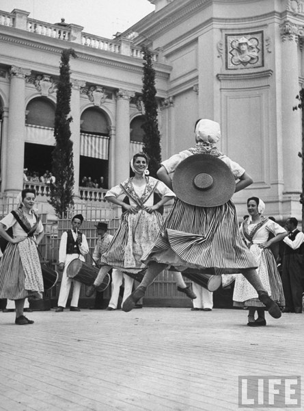 Provenzako dantza. Argazki zaharra