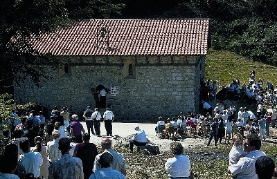 Iturriozko San Juan ermita Iturriozko San Juan ermita
