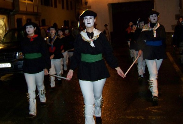 Lesaka: Mairuak eta kristauak