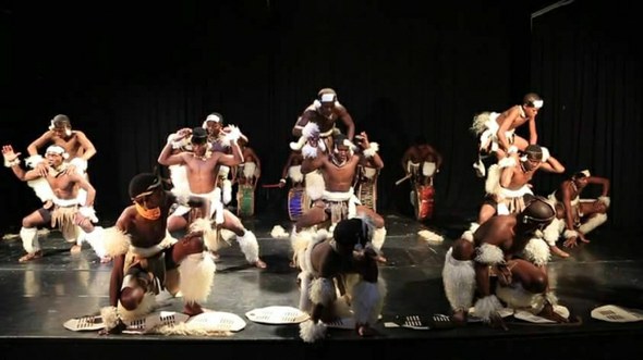 Portugaleteko Nazioarteko 42. Folklore Jaialdiko taldeak. Themba Njilo Fundazioa (Hegoafrika).