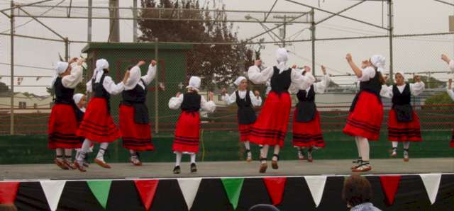 Renoko zazpiak bat taldea Renoko zazpiak bat taldea