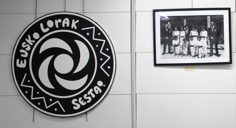 Ahaide zahar huntan... Ahaide zahar huntan...