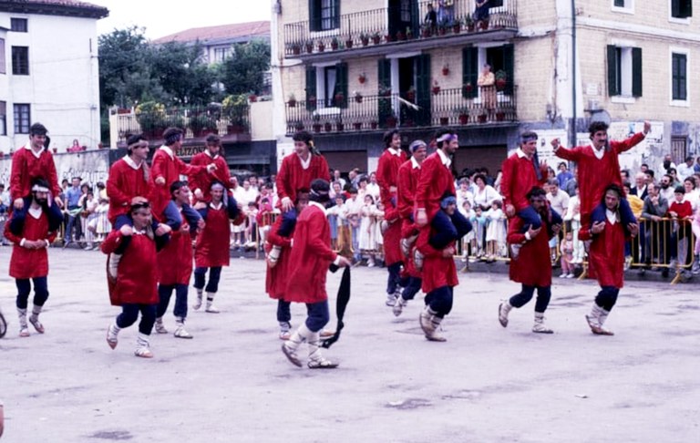 Andoain axeri-dantza 1980cc  Andoain axeri-dantza 1980cc
