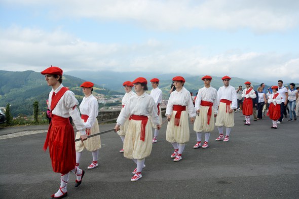 Antioko ezpata-dantza 2015 ezpata-dantza 02