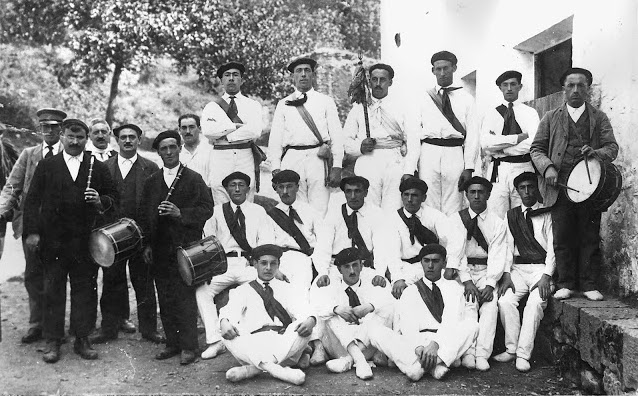 Antzuola torkel-dantza taldea 1920-22