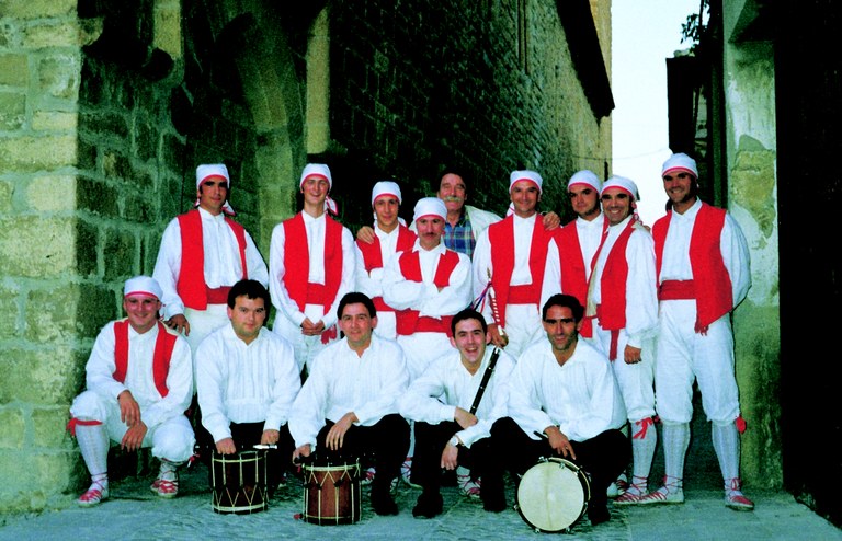 Argia eta Haritzeko dantzariak Zangotzan 1990 Argia eta Haritzeko dantzariak Zangotzan 1990