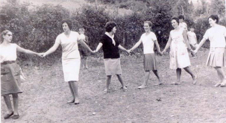 Argiñeta emakumeak aurreskua 1960