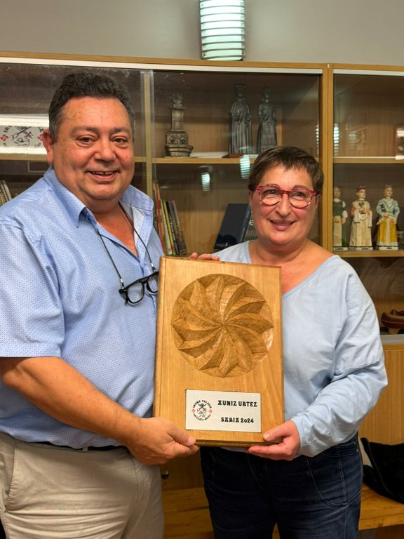 Aunitz urtez saria 2024