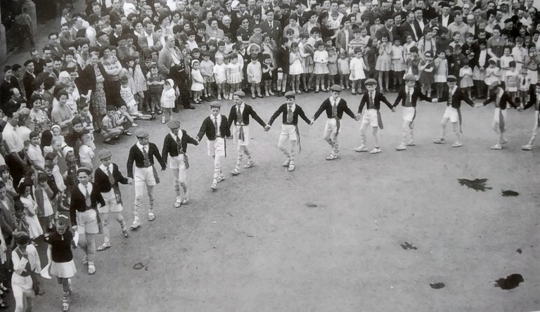 Beasain 1962 haurren dantza-soka