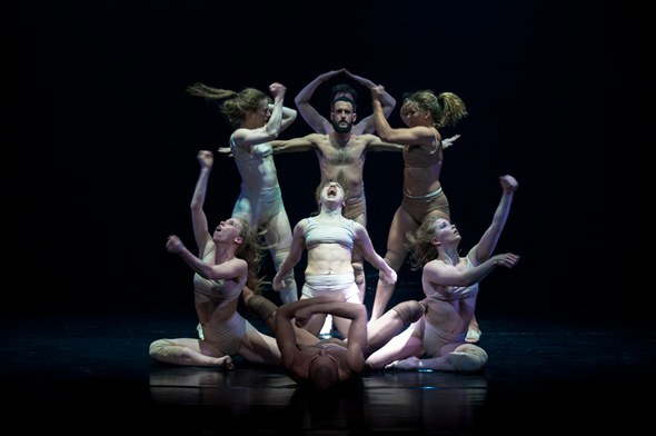 Black Marrow ikuskizuna