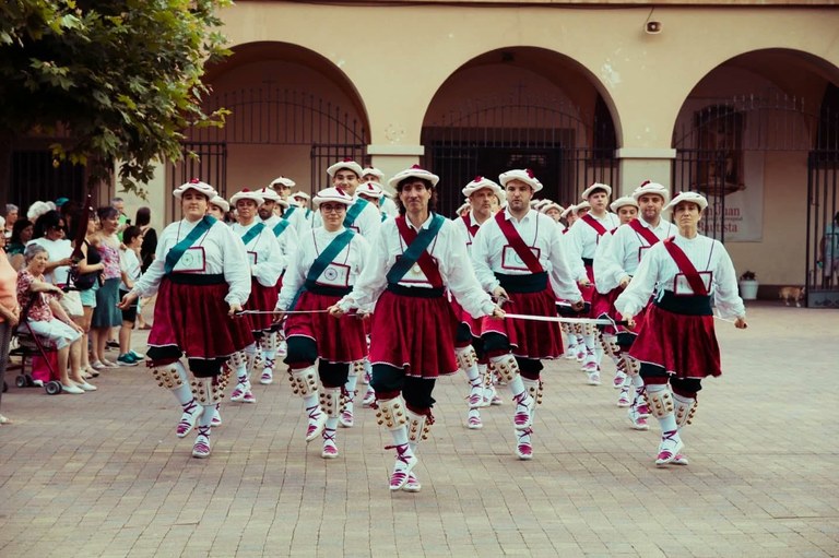 Burlata ezpata-dantza