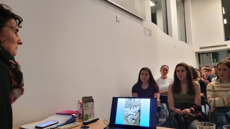 Dantza berrien atontzea