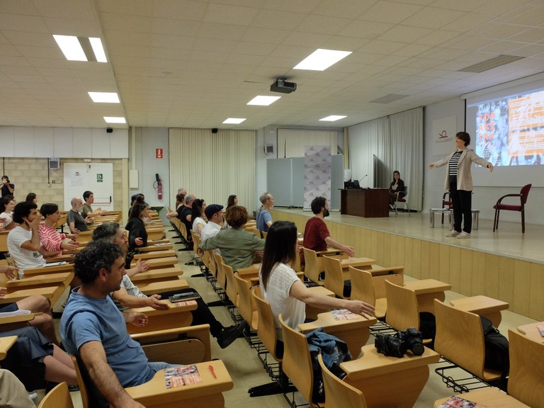 Dantzan Ikasi topaketak Garbiñe Aizpitarte Dantzan Ikasi topaketak Garbiñe Aizpitarte