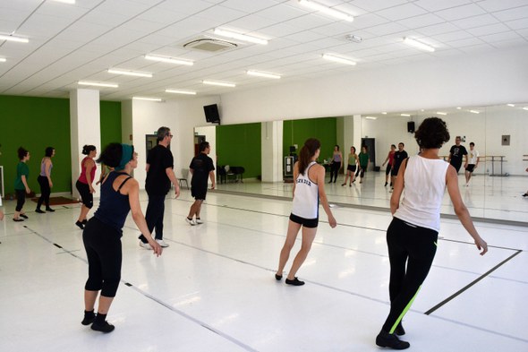 Dantzan Ikasi: Zuberoako dantzak 07 Dantzan Ikasi: Zuberoako dantzak 07