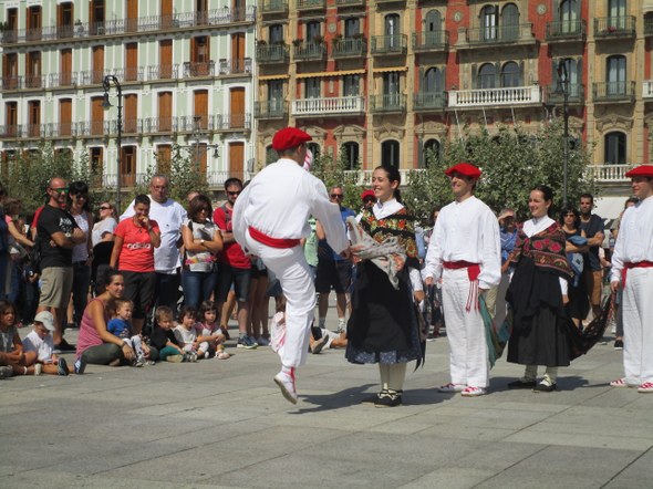 Dantzaren Atlasaren eguna