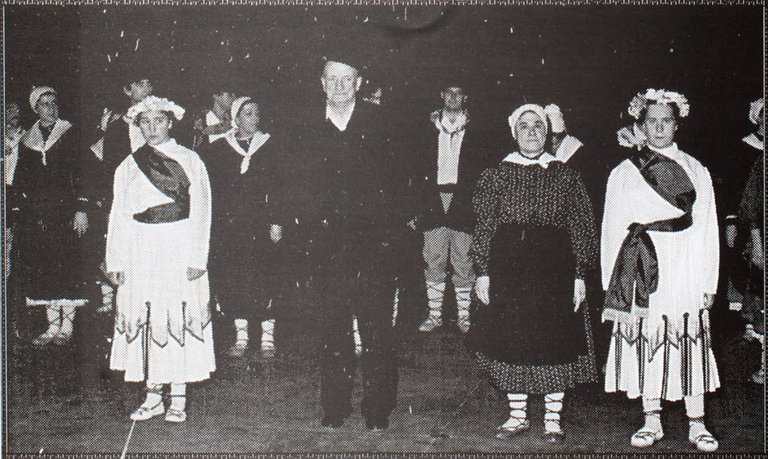 Deba 1994 Anes Arrinda eta Txaro Garate omenaldia