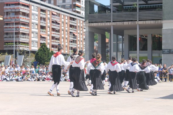 Debagoieneko dantzari eguna 2018 - 01