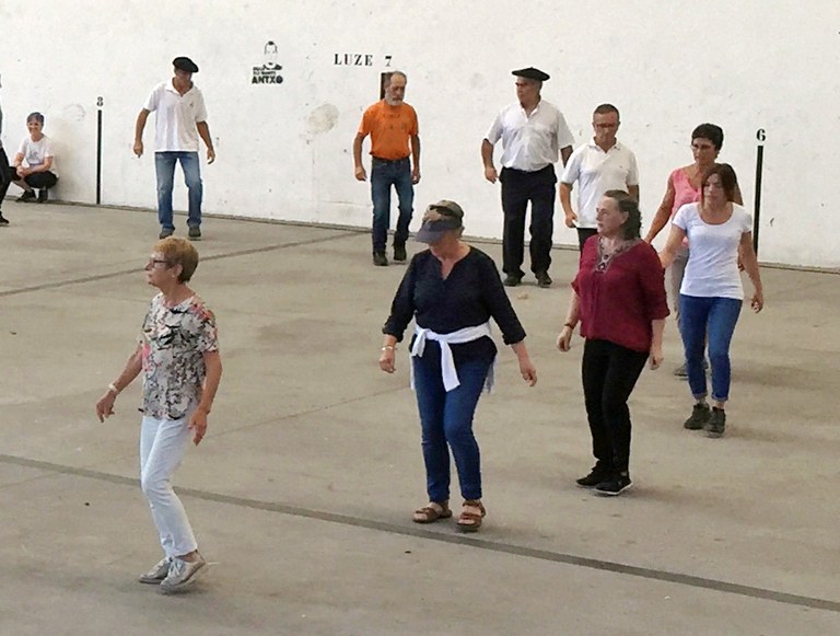 Elizondo: Mutil-dantzak 2018 Elizondo: Mutil-dantzak 2018