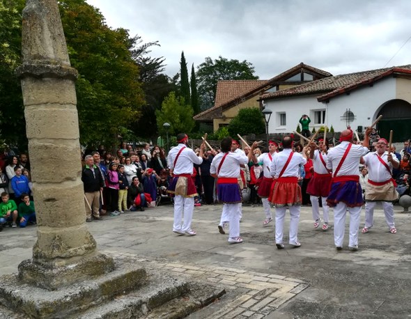 Eltziegoko Valduengo makil-dantza 1