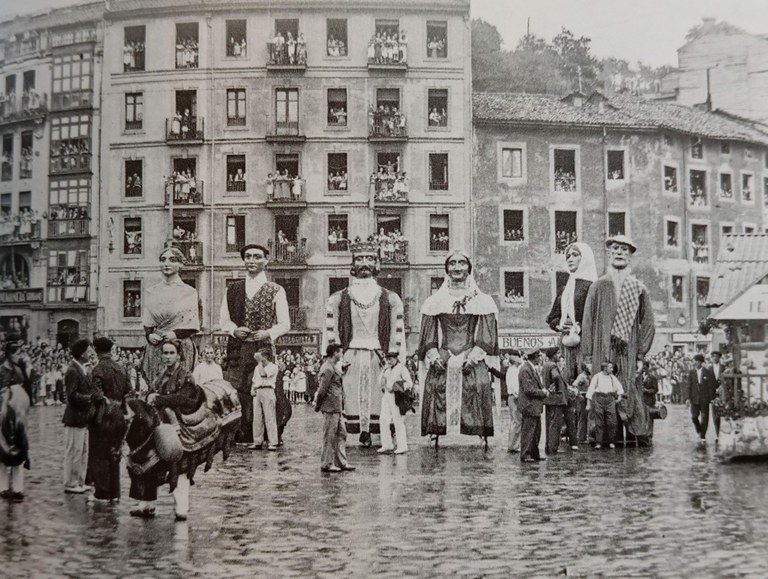 Erraldoiak, buruhandiak eta gargantua Bizkaian