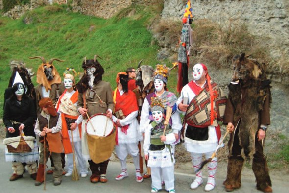 Errioxako inauterietako pertsonaiak