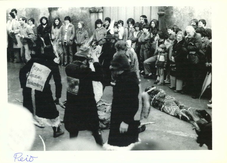 Eskiulako maskaradak