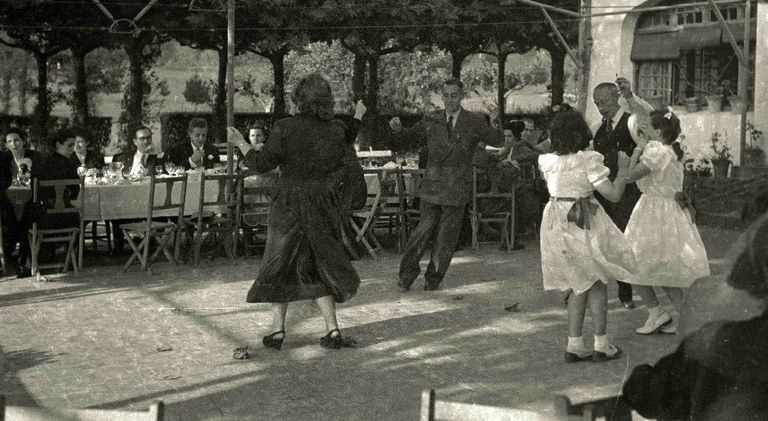 Ezkontzan dantzan 1948 Ezkontzan dantzan 1948