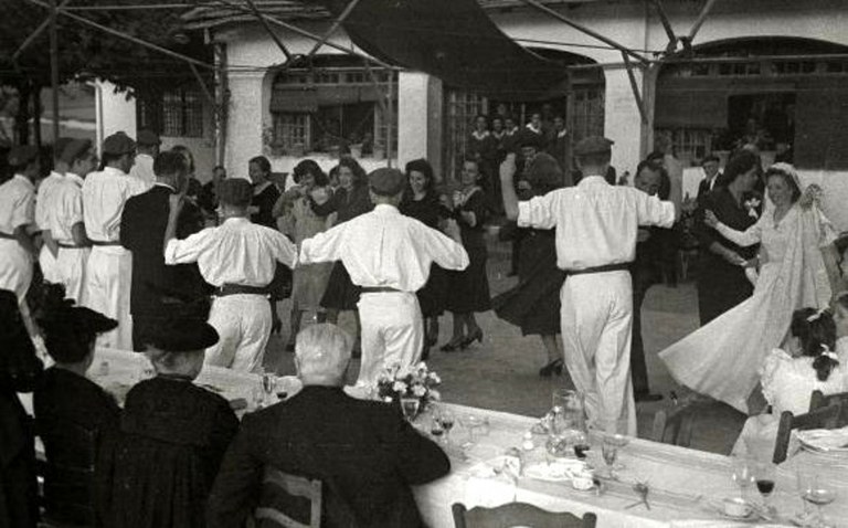 Ezkontzan dantzan 1948 Ezkontzan dantzan 1948