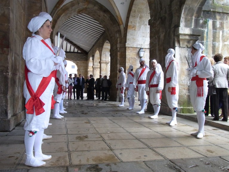 Ezpata-dantza, Legazpi Ezpata-dantza, Legazpi