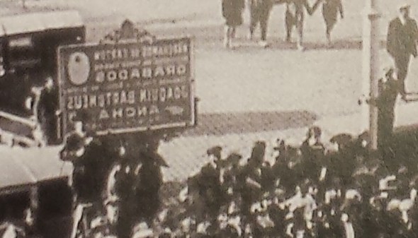 ezpata-dantza-seinalea-alderantziz-biratuta-01.jpg