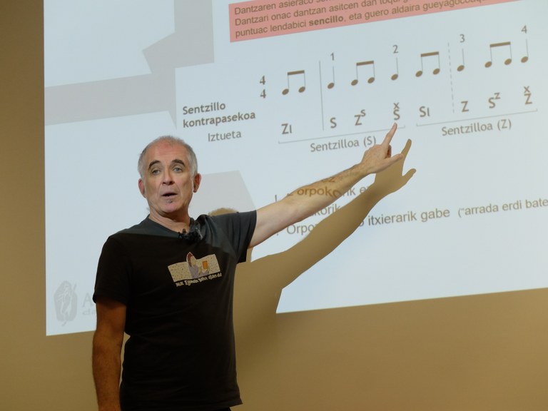 Ikastaroa: Gipuzkoako dantzaren sistema